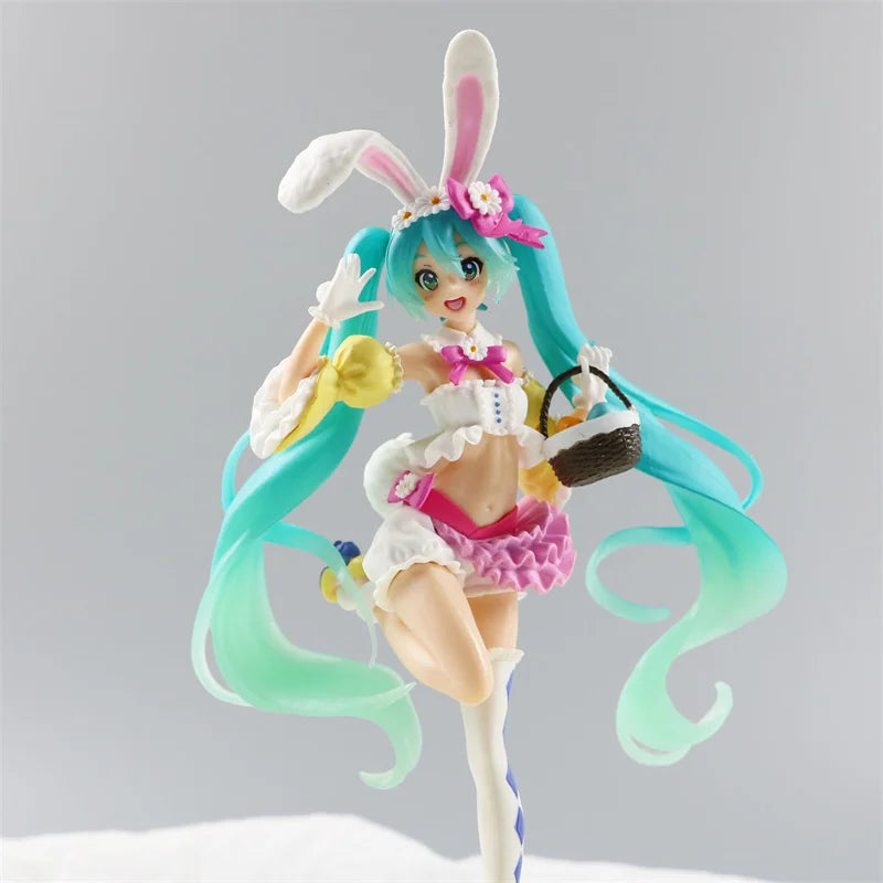 Hatsune Miku Statue